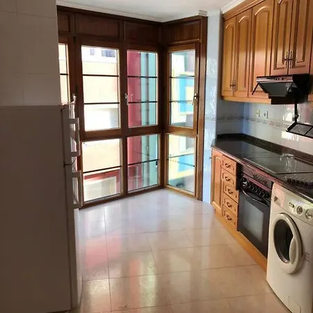 Apartman Pisazo Con Vistas Mar, 3habitaciones Y Garaje Incluido Gijón