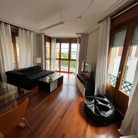 Pisazo Con Vistas Mar, 3habitaciones Y Garaje Incluido Апартаменты *