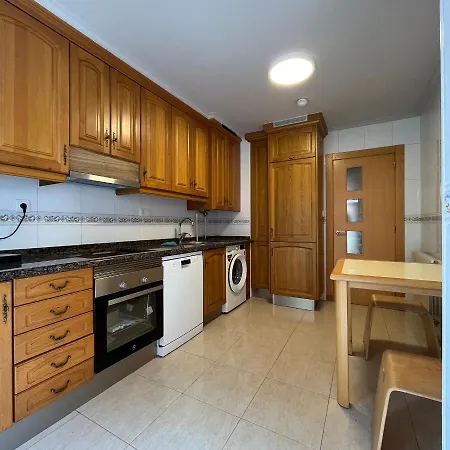 Апартаменты Pisazo Con Vistas Mar, 3habitaciones Y Garaje Incluido Хихон