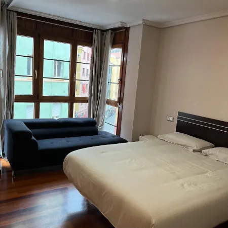 Pisazo Con Vistas Mar, 3habitaciones Y Garaje Incluido
