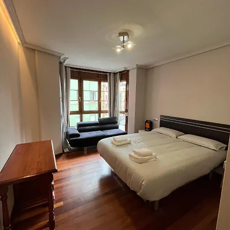 Pisazo Con Vistas Mar, 3habitaciones Y Garaje Incluido * Хихон
