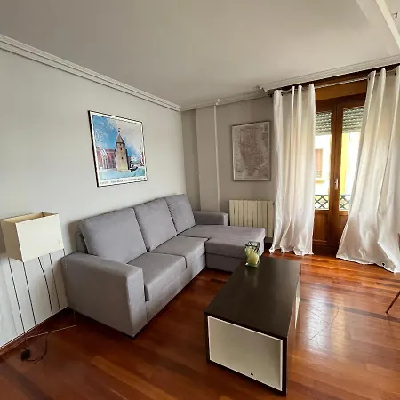 Apartamento Pisazo Con Vistas Mar, 3habitaciones Y Garaje Incluido Gijón